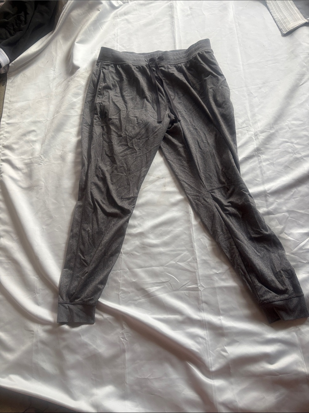 Under Armour Men's Gray Drawstring Joggers